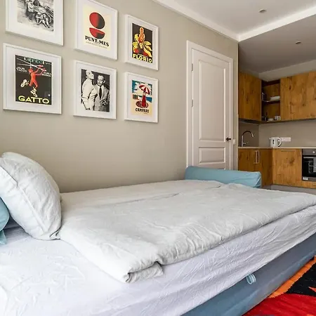 Domillion New Duplex 12ppl Balconies Free Park N2a