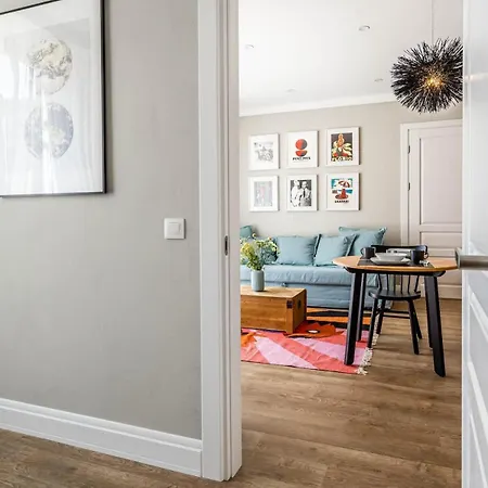 Domillion New Duplex 12ppl Balconies Free Park N2a