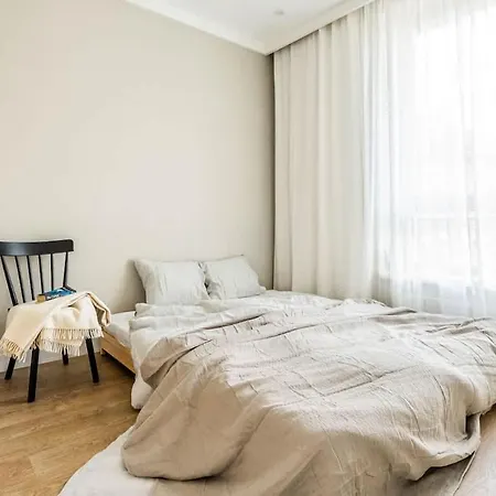 Domillion New Duplex 12ppl Balconies Free Park N2a