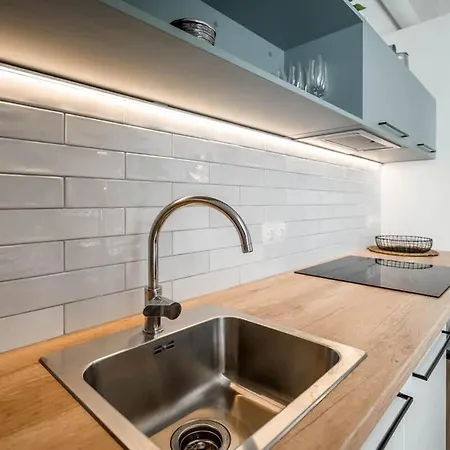 Domillion New Duplex 12ppl Balconies Free Park N2a Apartment *