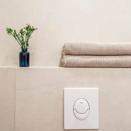 Domillion New Duplex 12ppl Balconies Free Park N2a