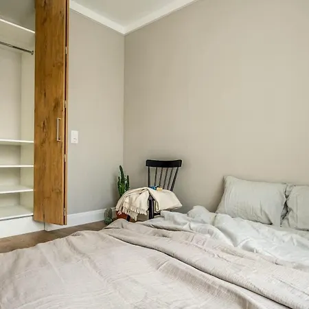 Domillion New Duplex 12ppl Balconies Free Park N2a